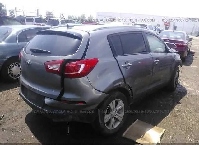 Photo 3 VIN: KNDPB3A28D7520440 - KIA SPORTAGE 