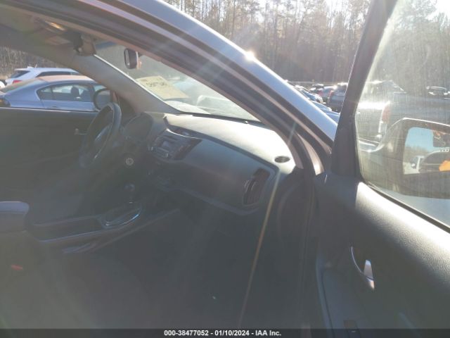 Photo 4 VIN: KNDPB3A29B7029212 - KIA SPORTAGE 