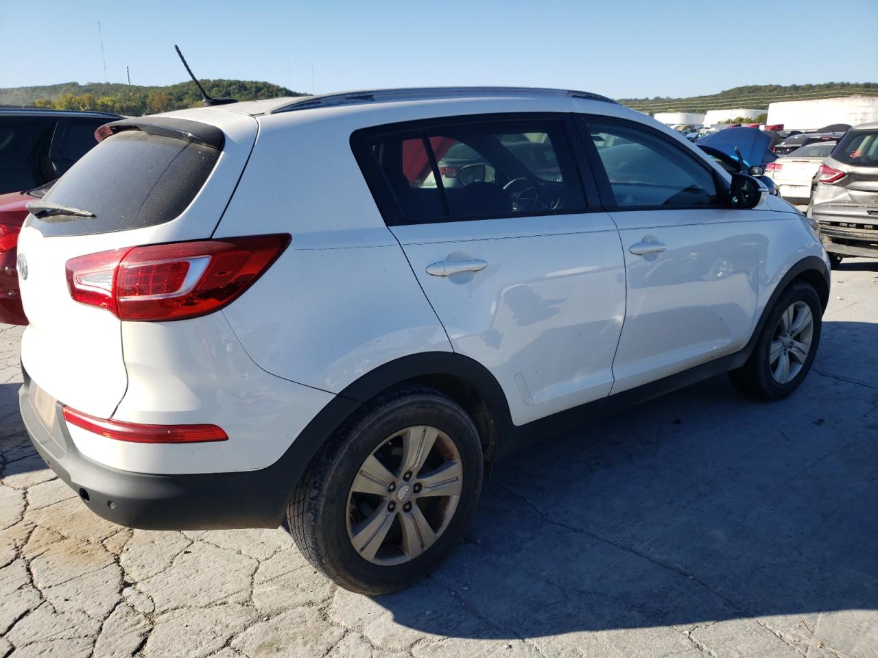 Photo 2 VIN: KNDPB3A29C7292785 - KIA SPORTAGE 