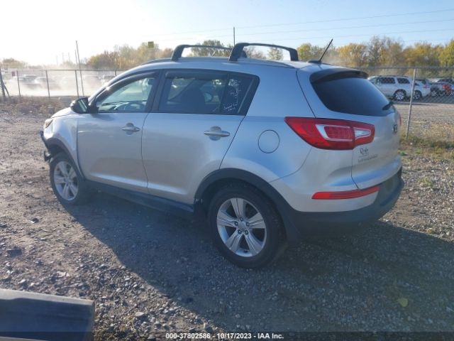 Photo 2 VIN: KNDPB3A29D7402784 - KIA SPORTAGE 