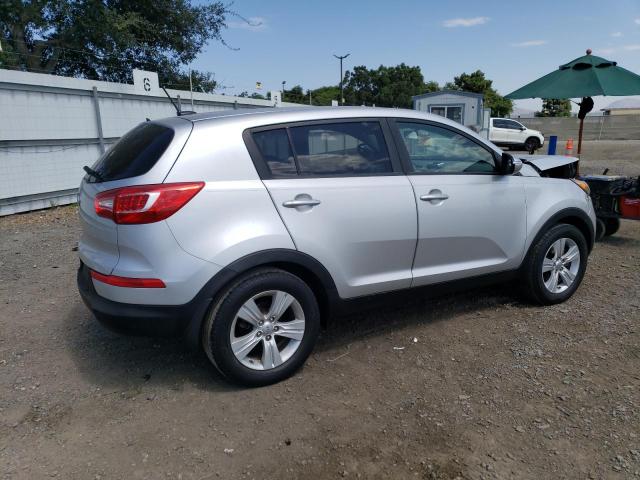 Photo 2 VIN: KNDPB3A2XC7304667 - KIA SPORTAGE 