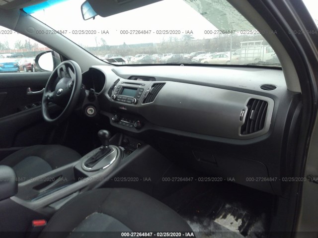 Photo 4 VIN: KNDPB3AC0E7654692 - KIA SPORTAGE 