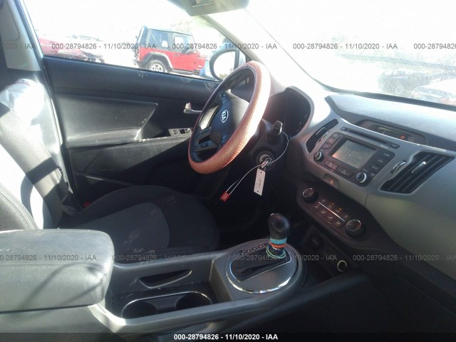 Photo 4 VIN: KNDPB3AC5G7863493 - KIA SPORTAGE 