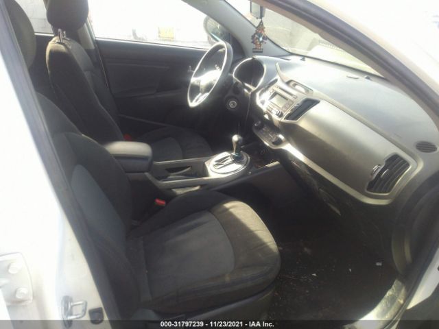 Photo 4 VIN: KNDPB3AC7E7669027 - KIA SPORTAGE 