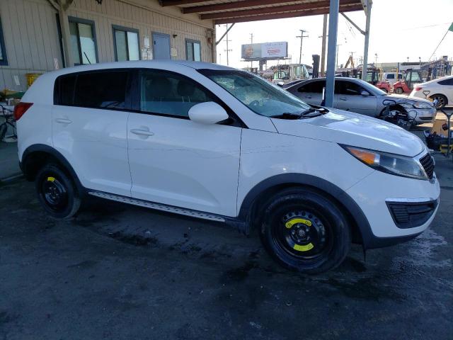 Photo 3 VIN: KNDPB3AC7G7811640 - KIA SPORTAGE 