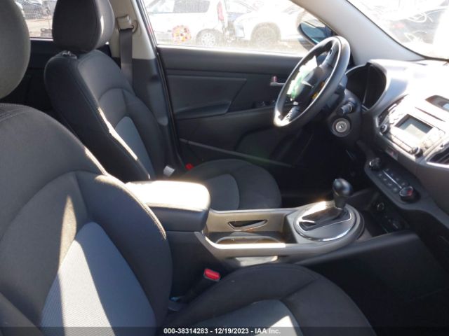 Photo 4 VIN: KNDPB3AC9E7589728 - KIA SPORTAGE 