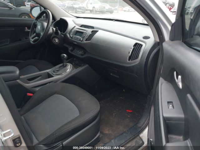 Photo 4 VIN: KNDPB3AC9F7701770 - KIA SPORTAGE 