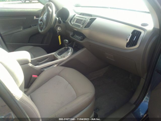 Photo 4 VIN: KNDPB3ACXE7567575 - KIA SPORTAGE 