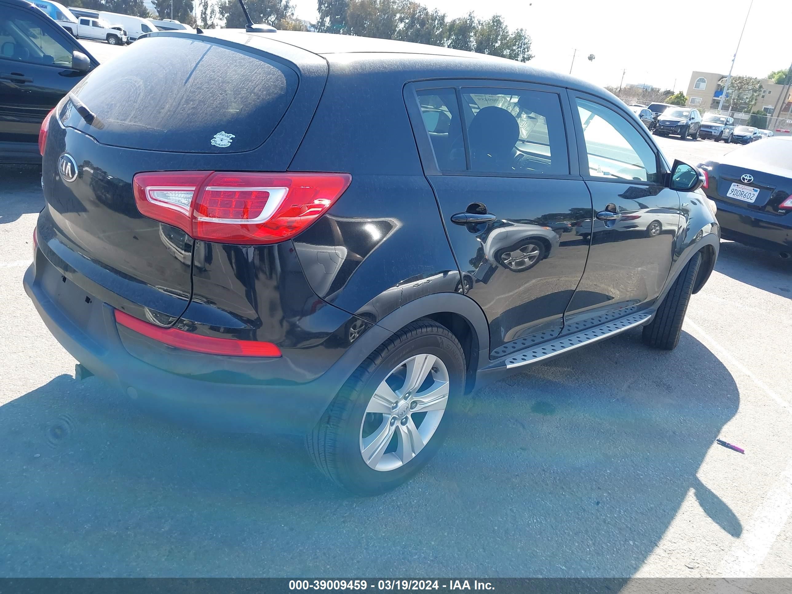 Photo 3 VIN: KNDPBCA21D7412497 - KIA SPORTAGE 