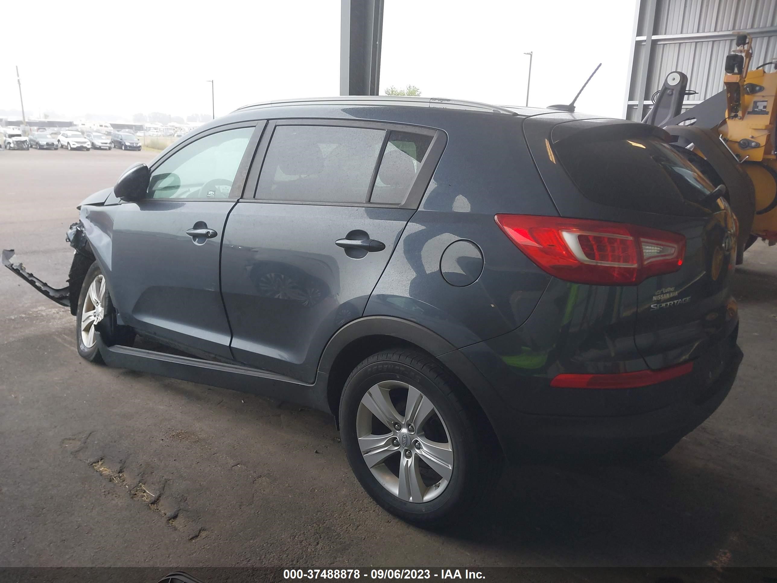 Photo 2 VIN: KNDPBCA23B7081922 - KIA SPORTAGE 