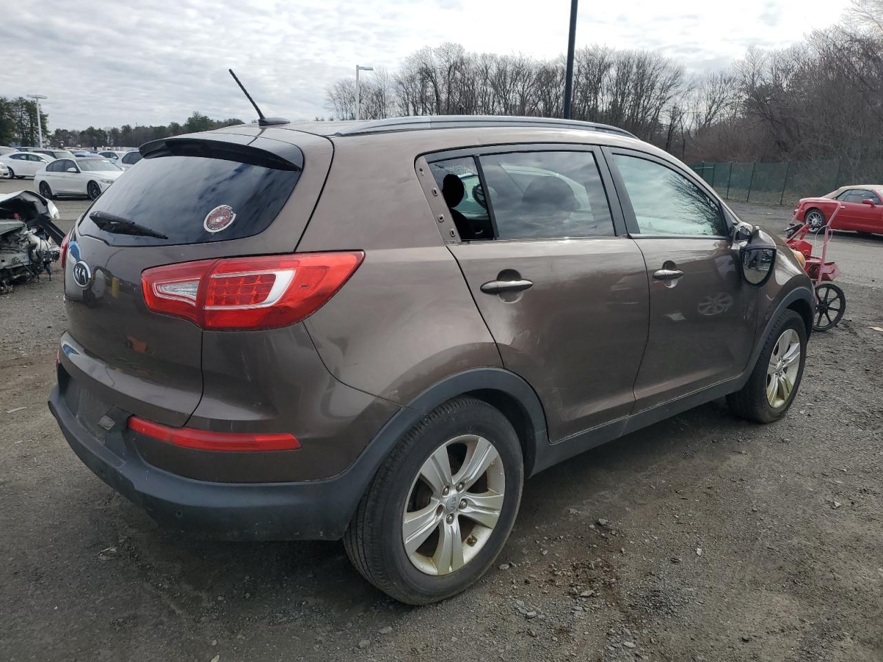 Photo 2 VIN: KNDPBCA24B7160225 - KIA SPORTAGE 