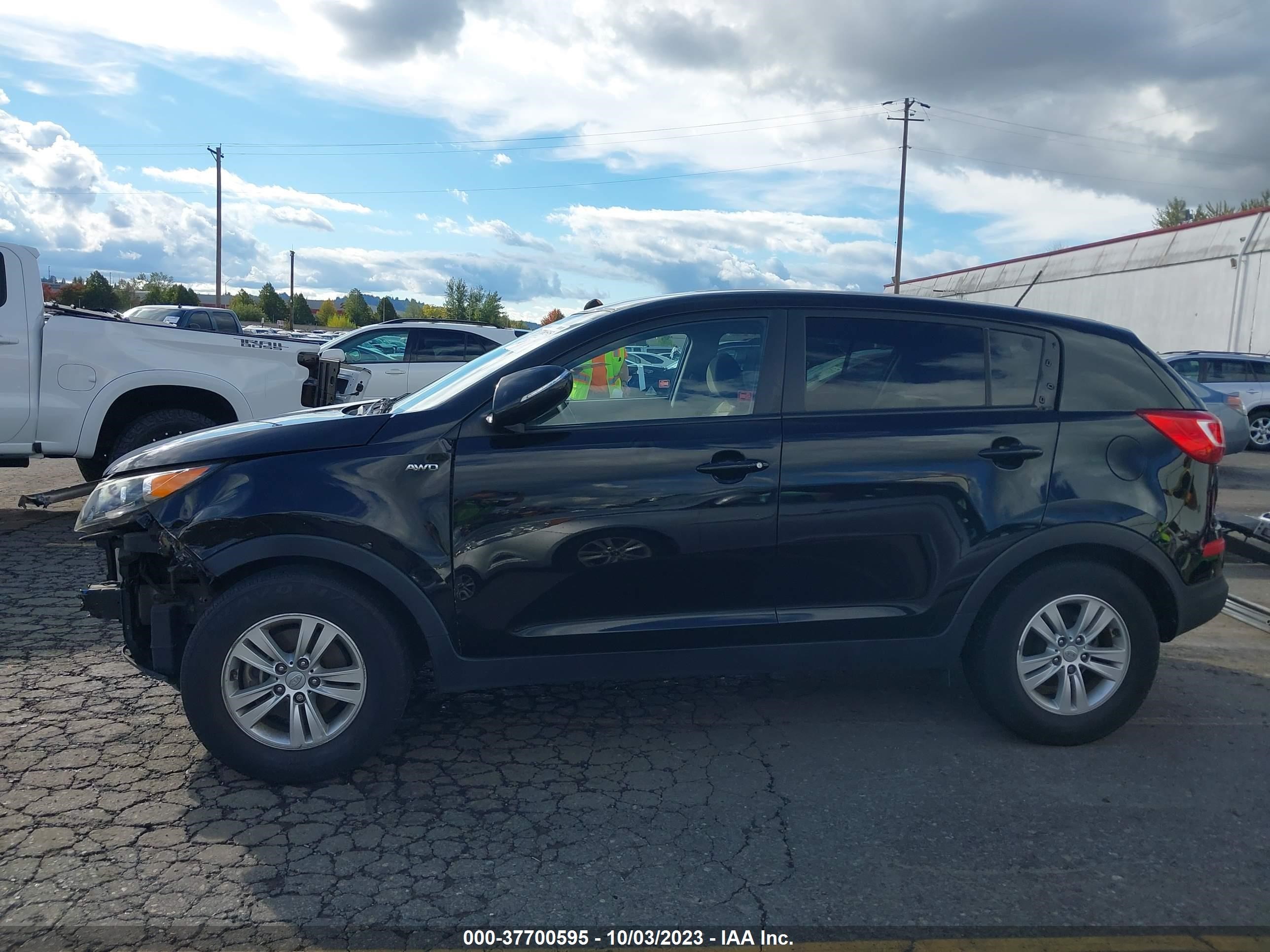 Photo 14 VIN: KNDPBCA26B7060580 - KIA SPORTAGE 