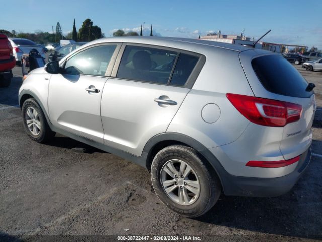 Photo 2 VIN: KNDPBCA29B7082475 - KIA SPORTAGE 