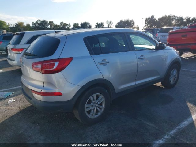 Photo 3 VIN: KNDPBCA29B7082475 - KIA SPORTAGE 