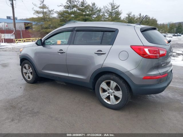 Photo 2 VIN: KNDPBCA2XD7475002 - KIA SPORTAGE 