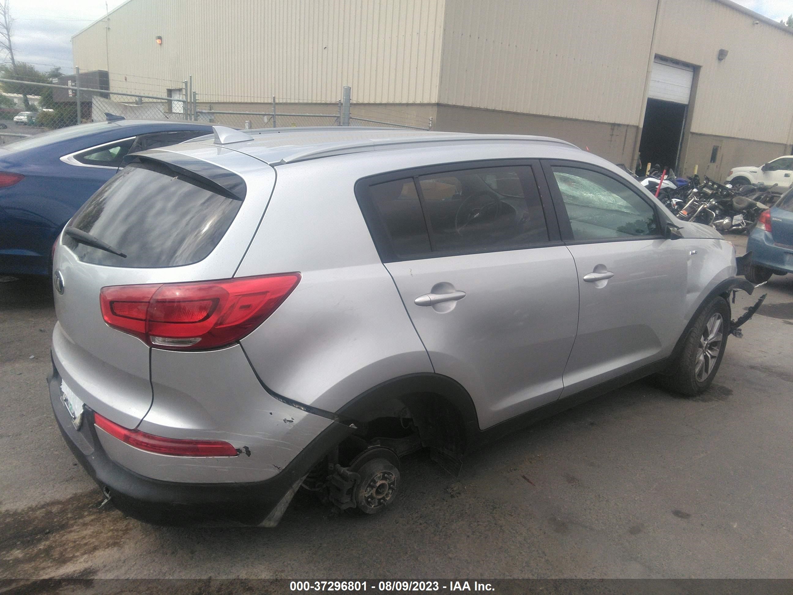 Photo 3 VIN: KNDPBCAC1F7739669 - KIA SPORTAGE 