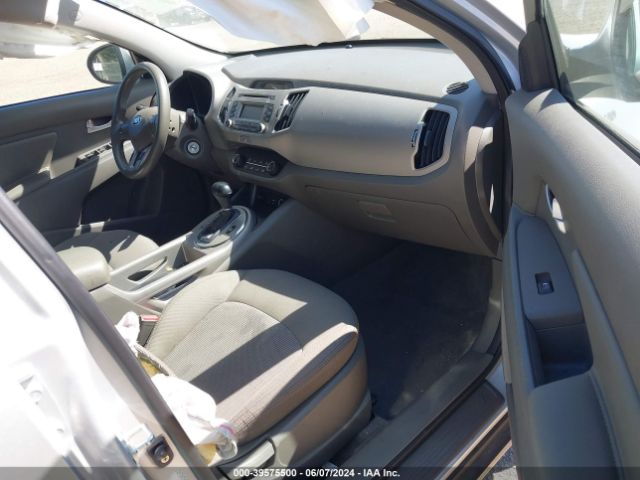 Photo 4 VIN: KNDPBCAC2G7812260 - KIA SPORTAGE 