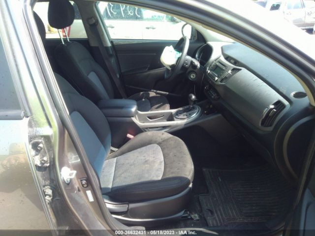 Photo 4 VIN: KNDPBCAC5G7872310 - KIA SPORTAGE 