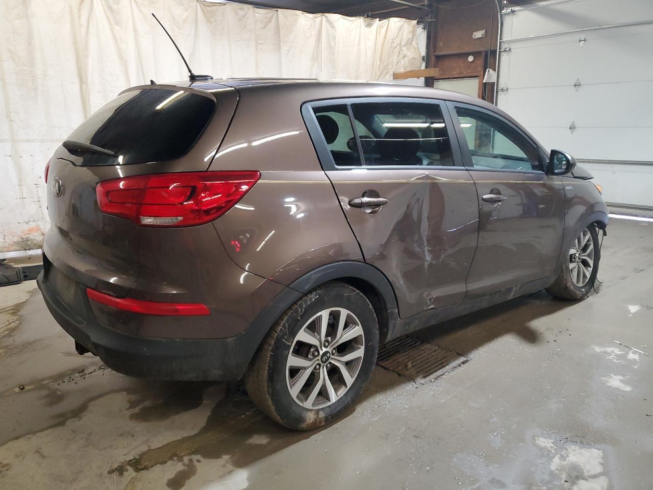 Photo 2 VIN: KNDPBCAC6F7769377 - KIA SPORTAGE 