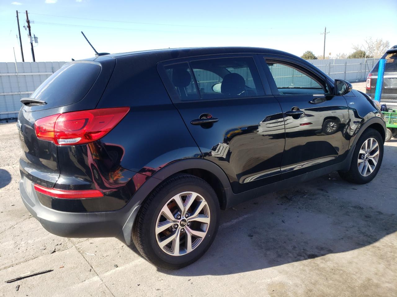 Photo 2 VIN: KNDPBCAC6F7779603 - KIA SPORTAGE 