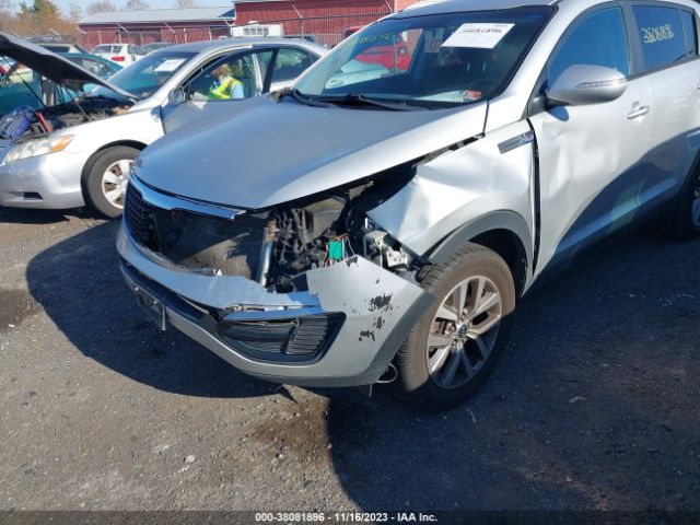 Photo 5 VIN: KNDPBCAC7E7646024 - KIA SPORTAGE 