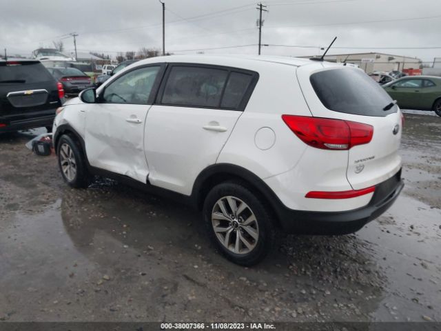 Photo 2 VIN: KNDPBCAC7G7820807 - KIA SPORTAGE 