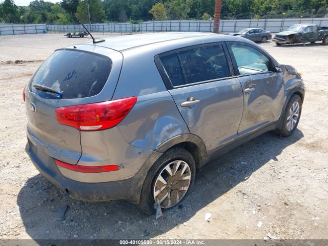 Photo 3 VIN: KNDPBCACXF7781483 - KIA SPORTAGE 