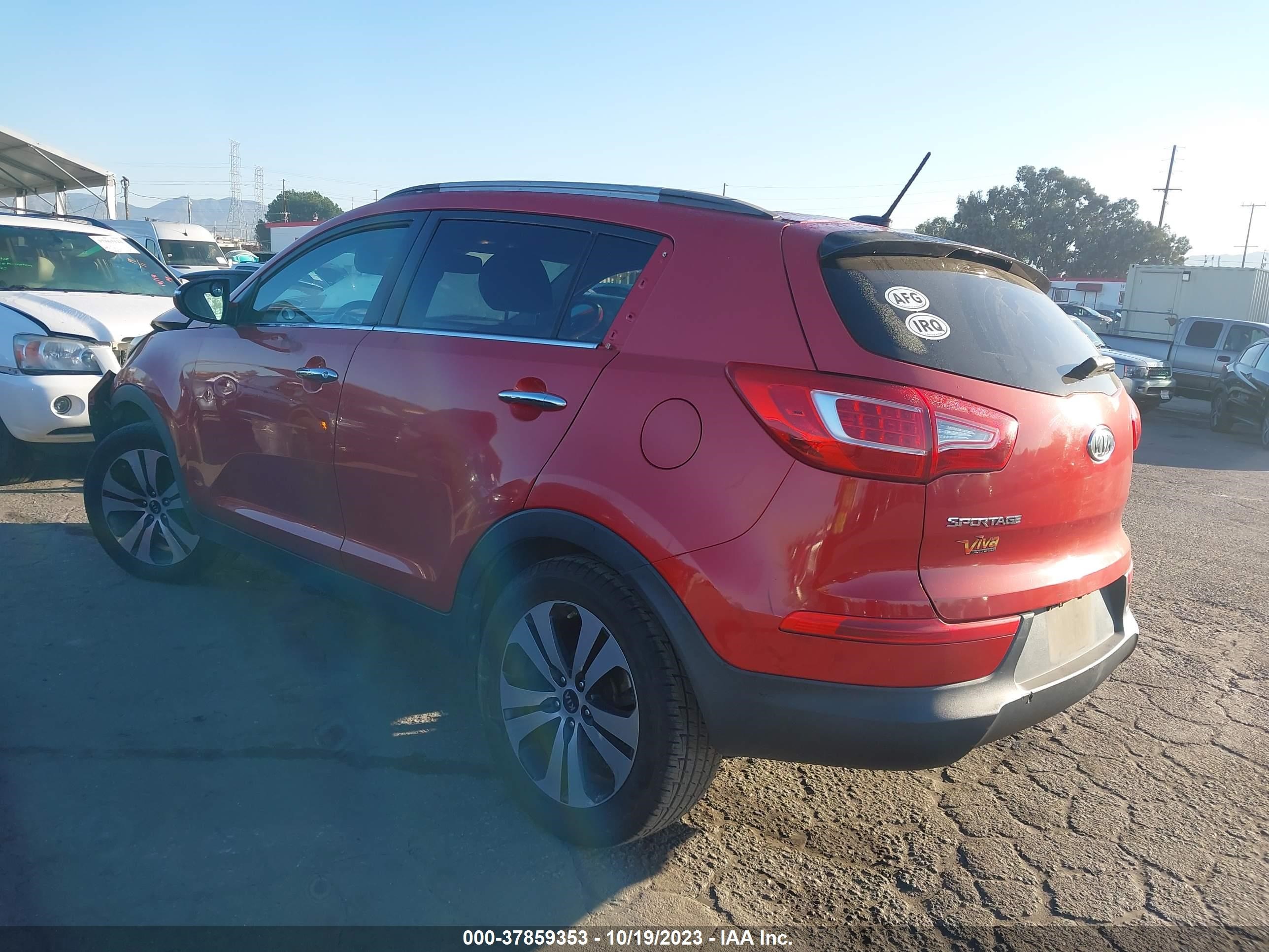 Photo 2 VIN: KNDPC3A20B7056960 - KIA SPORTAGE 