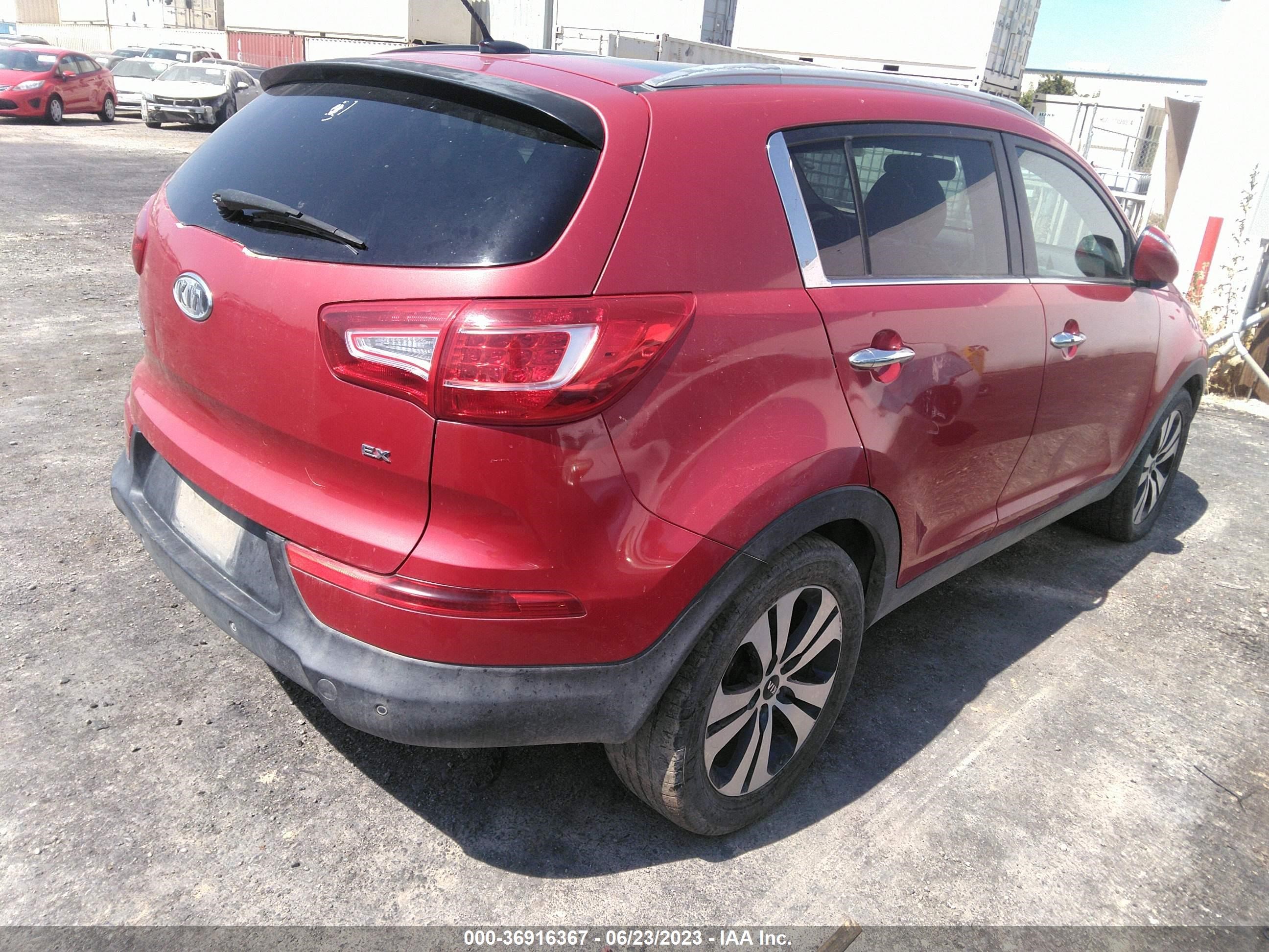 Photo 3 VIN: KNDPC3A23C7224706 - KIA SPORTAGE 