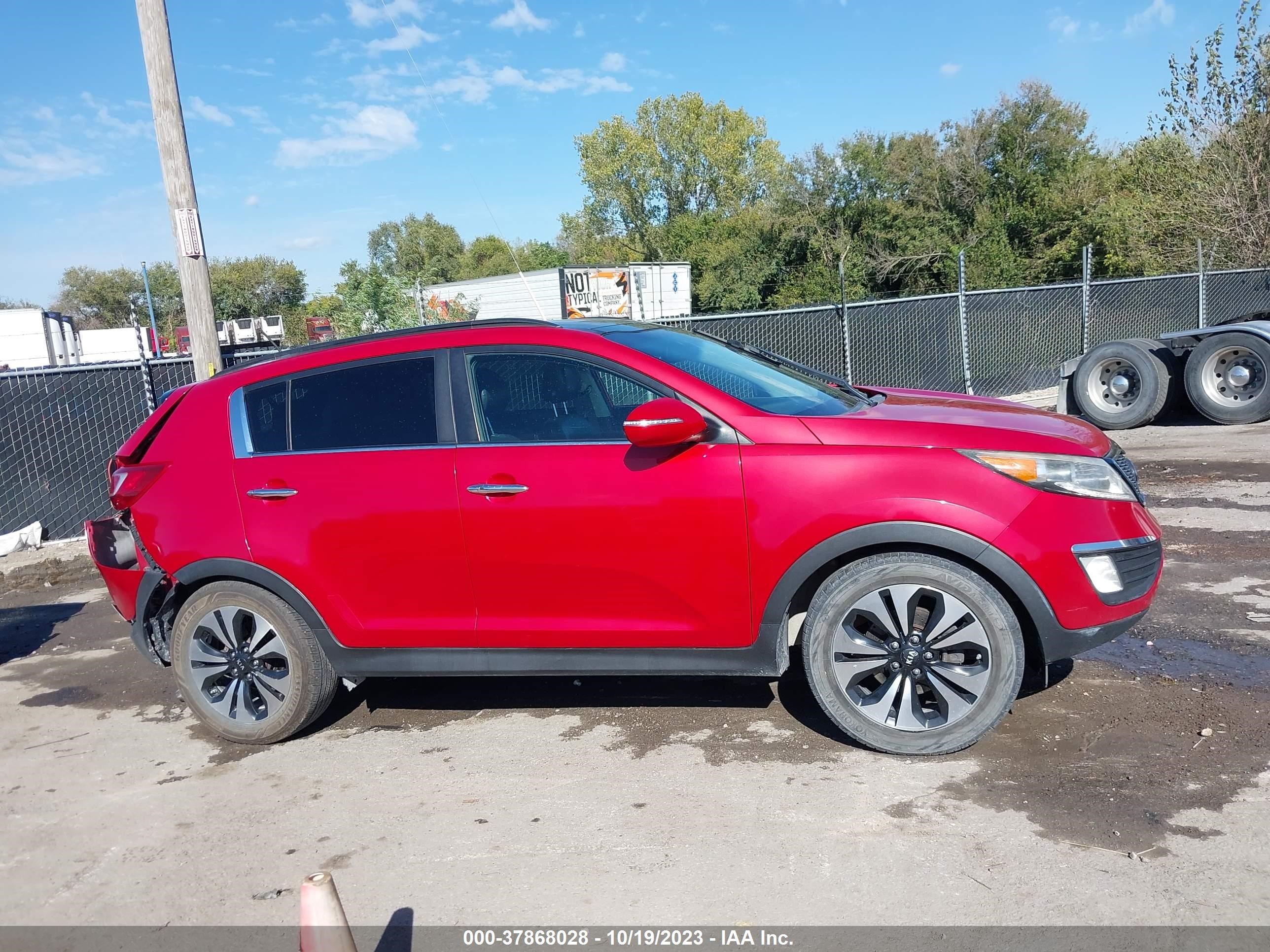 Photo 12 VIN: KNDPC3A61C7178358 - KIA SPORTAGE 