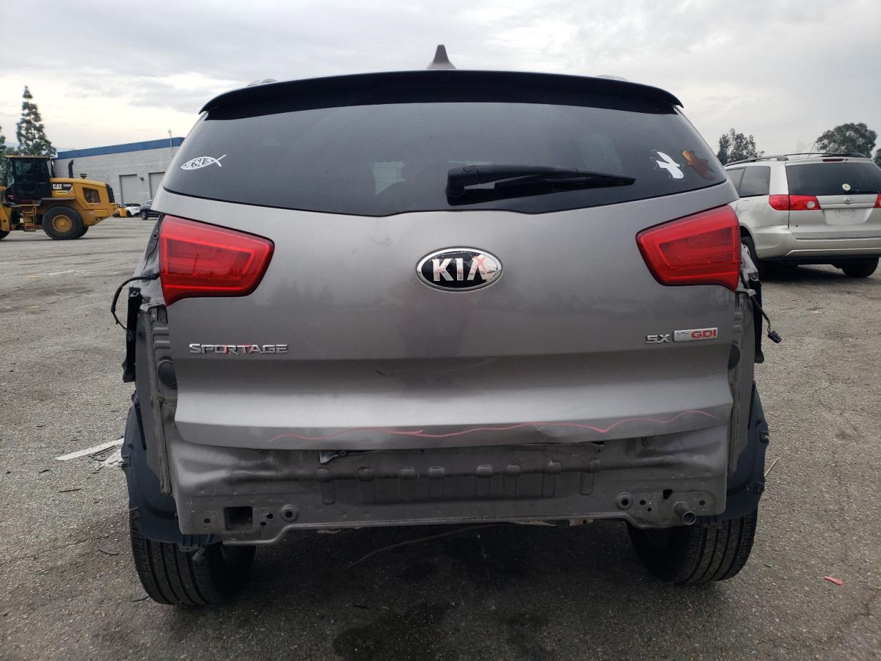 Photo 5 VIN: KNDPC3A65E7651763 - KIA SPORTAGE 