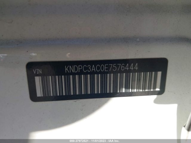 Photo 8 VIN: KNDPC3AC0E7576444 - KIA SPORTAGE 