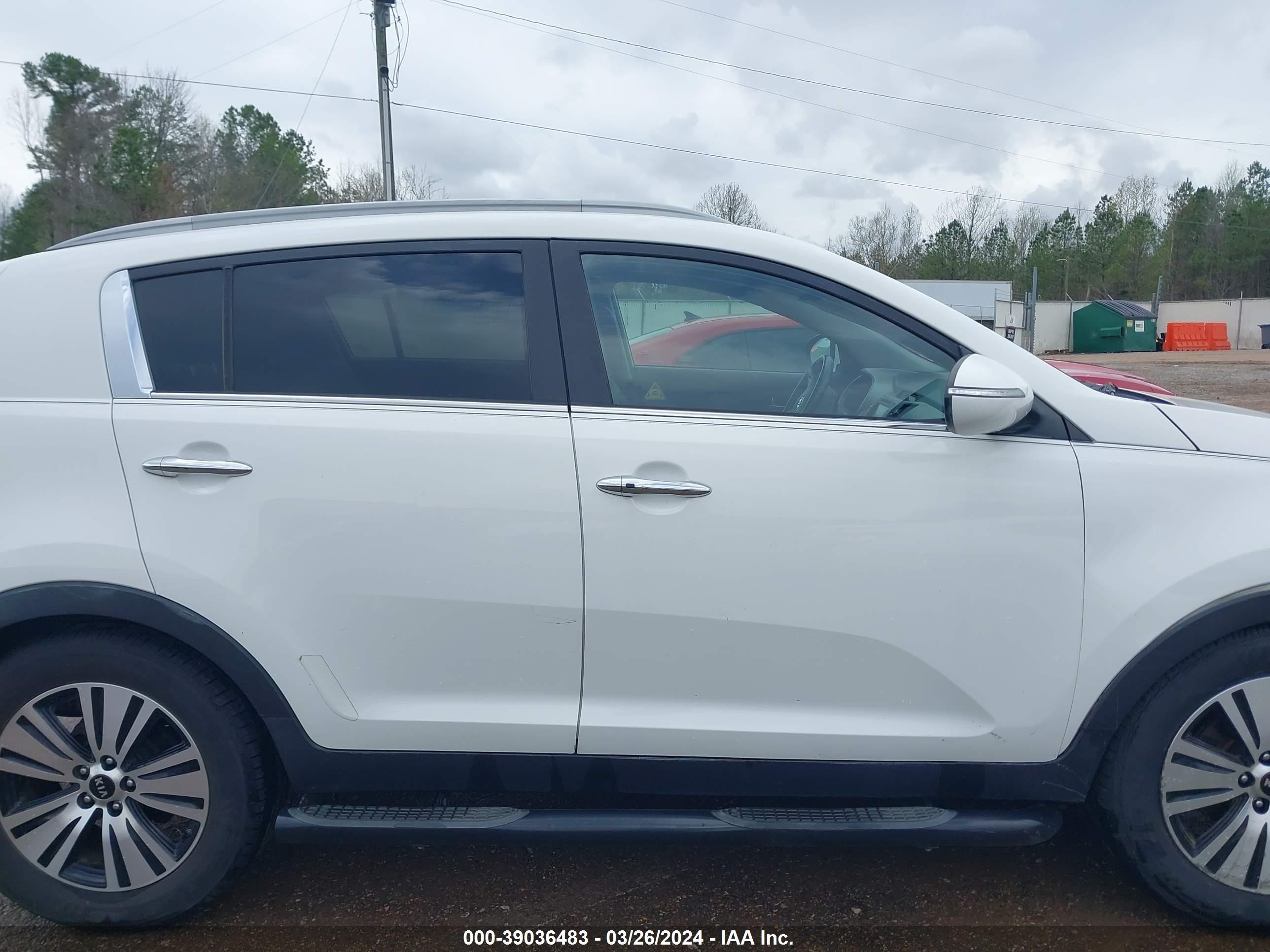 Photo 12 VIN: KNDPC3AC4F7781220 - KIA SPORTAGE 