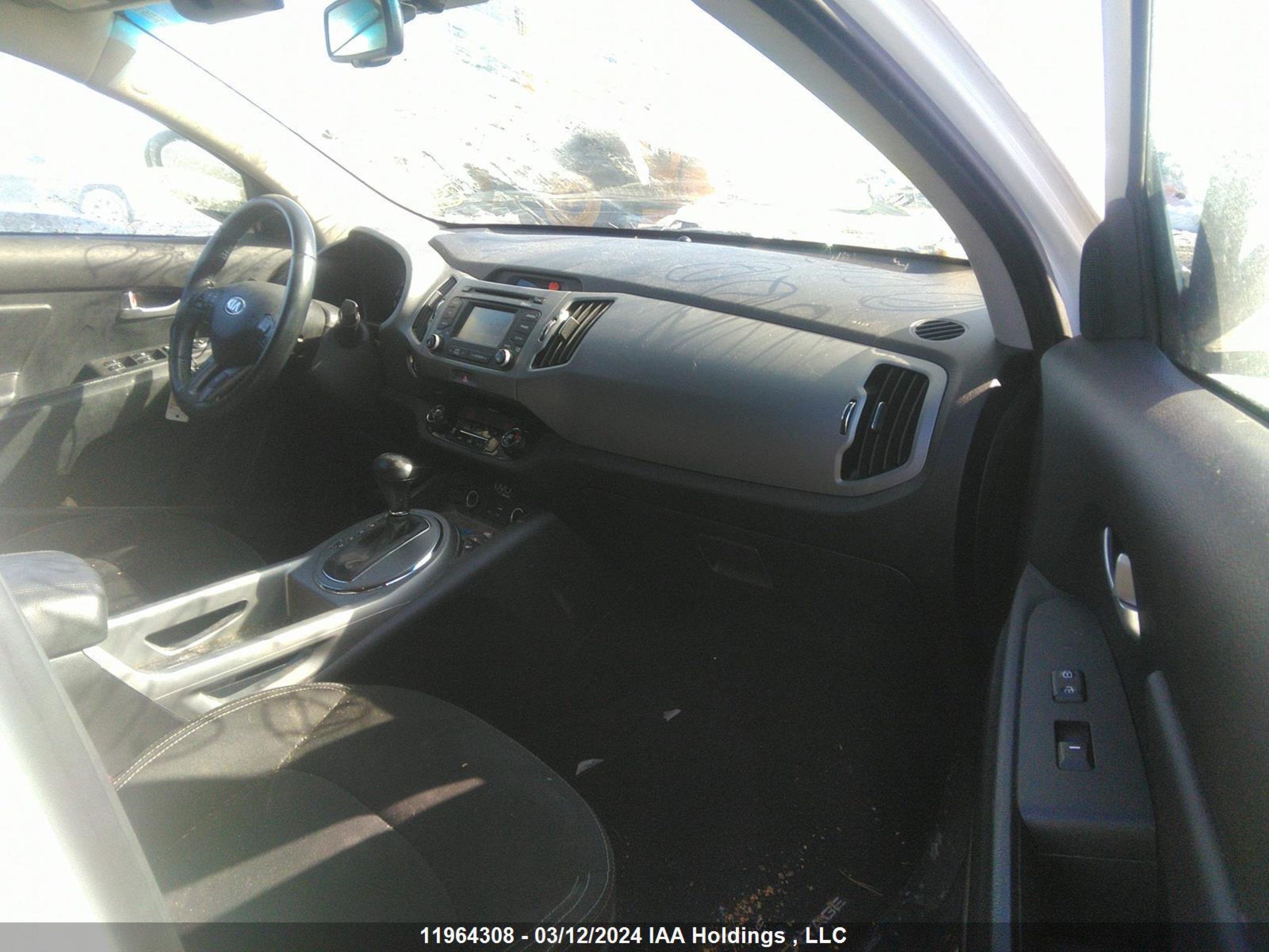 Photo 4 VIN: KNDPC3AC7F7752844 - KIA SPORTAGE 