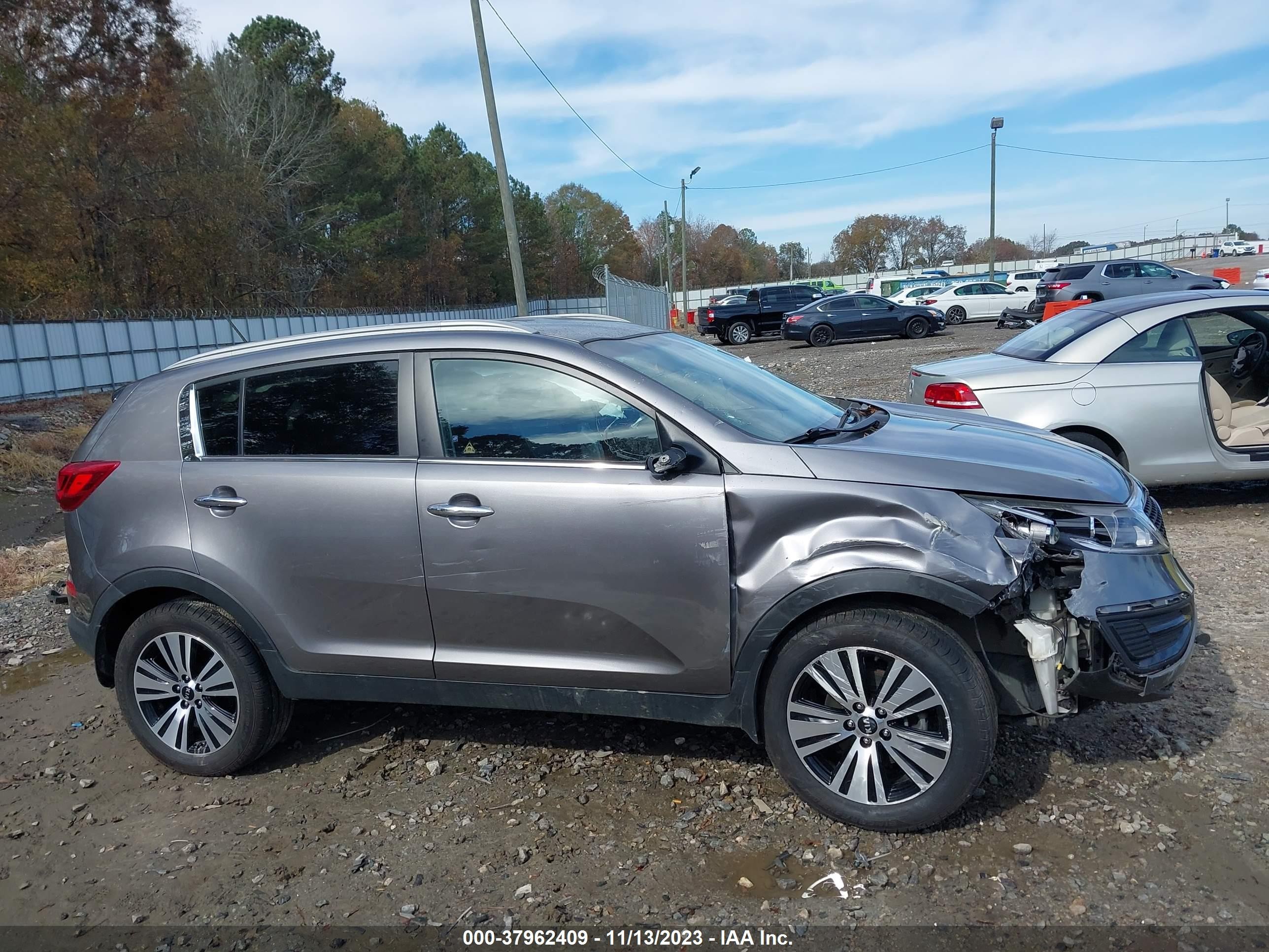 Photo 12 VIN: KNDPC3AC8G7874338 - KIA SPORTAGE 