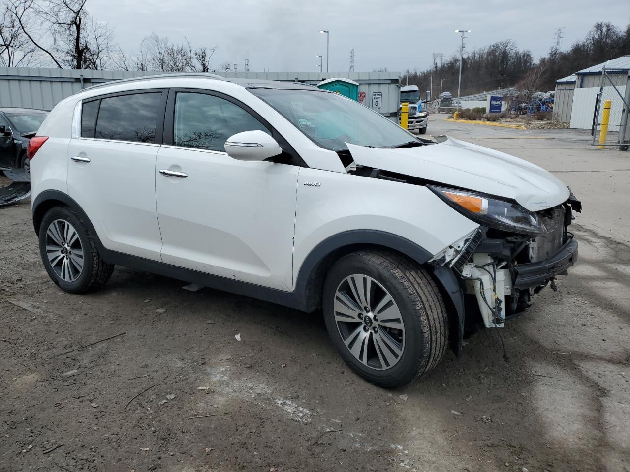 Photo 3 VIN: KNDPCCAC0G7869375 - KIA SPORTAGE 