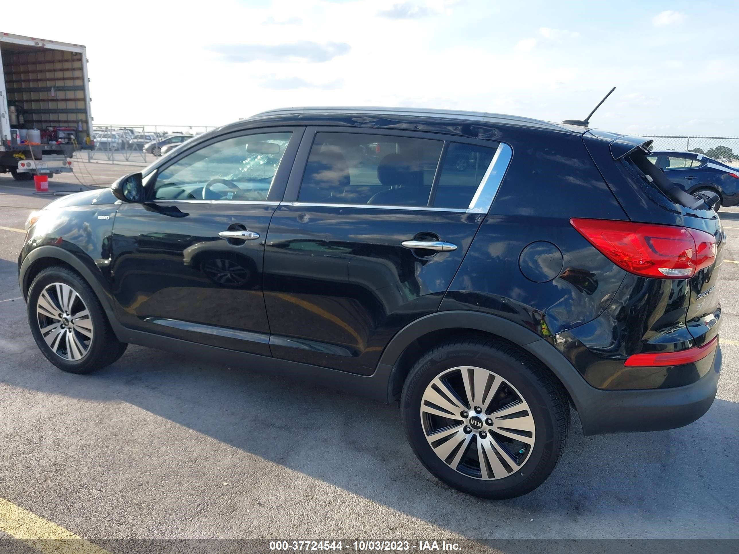 Photo 13 VIN: KNDPCCAC1G7869353 - KIA SPORTAGE 