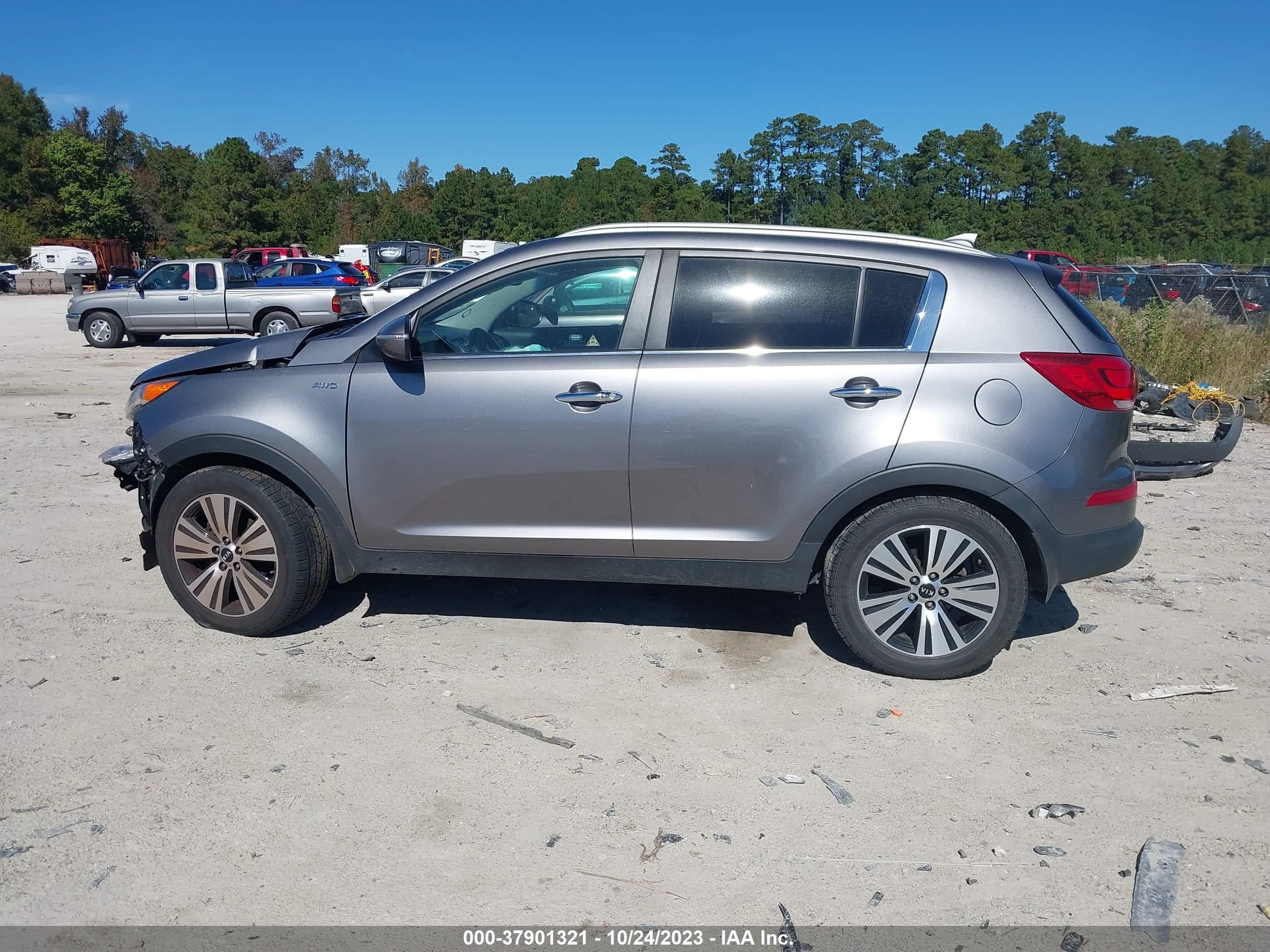 Photo 13 VIN: KNDPCCAC2G7878109 - KIA SPORTAGE 