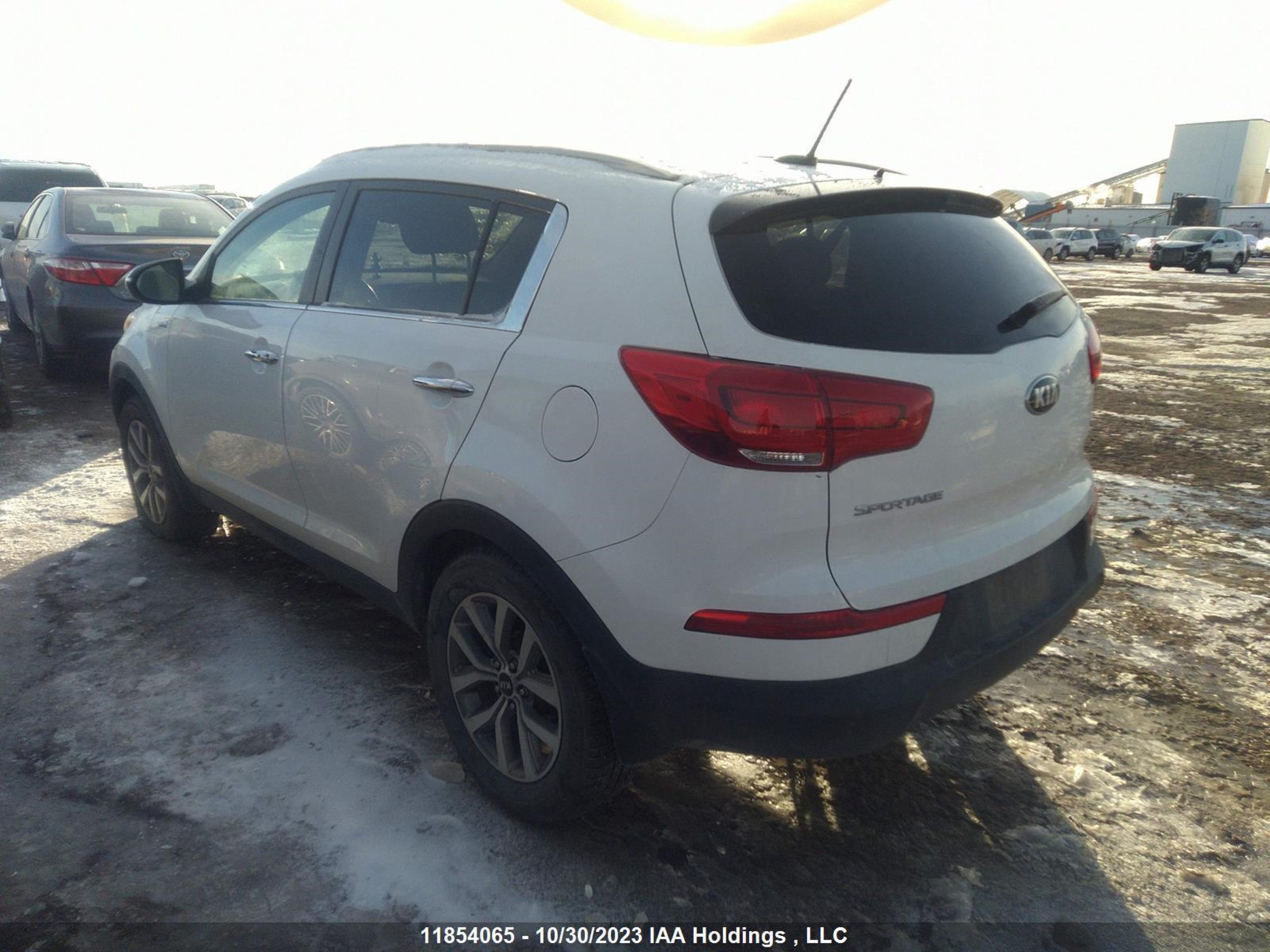 Photo 2 VIN: KNDPCCAC4E7590167 - KIA SPORTAGE 