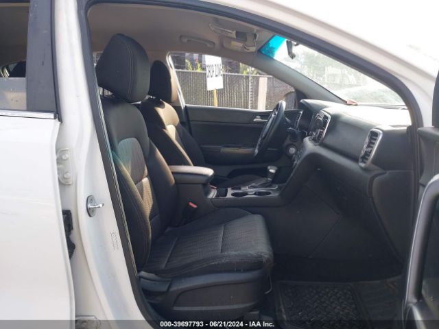 Photo 4 VIN: KNDPM3AC0H7267025 - KIA SPORTAGE 