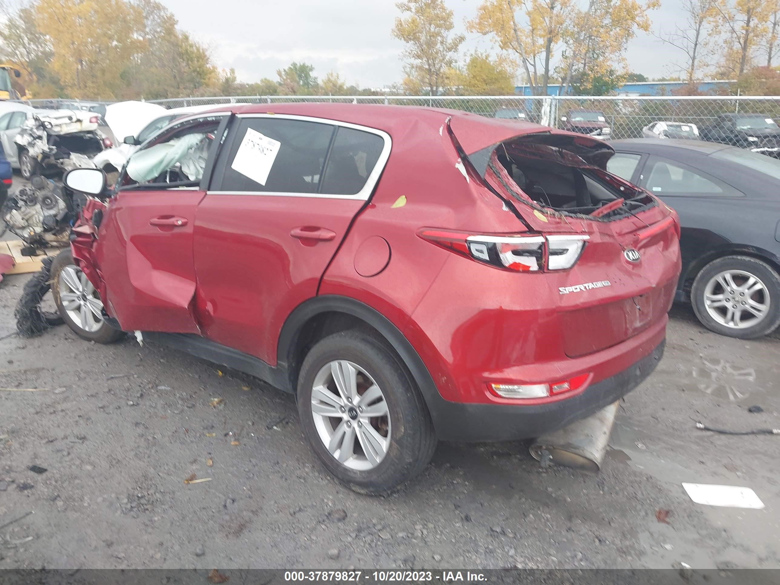 Photo 2 VIN: KNDPM3AC0J7396985 - KIA SPORTAGE 