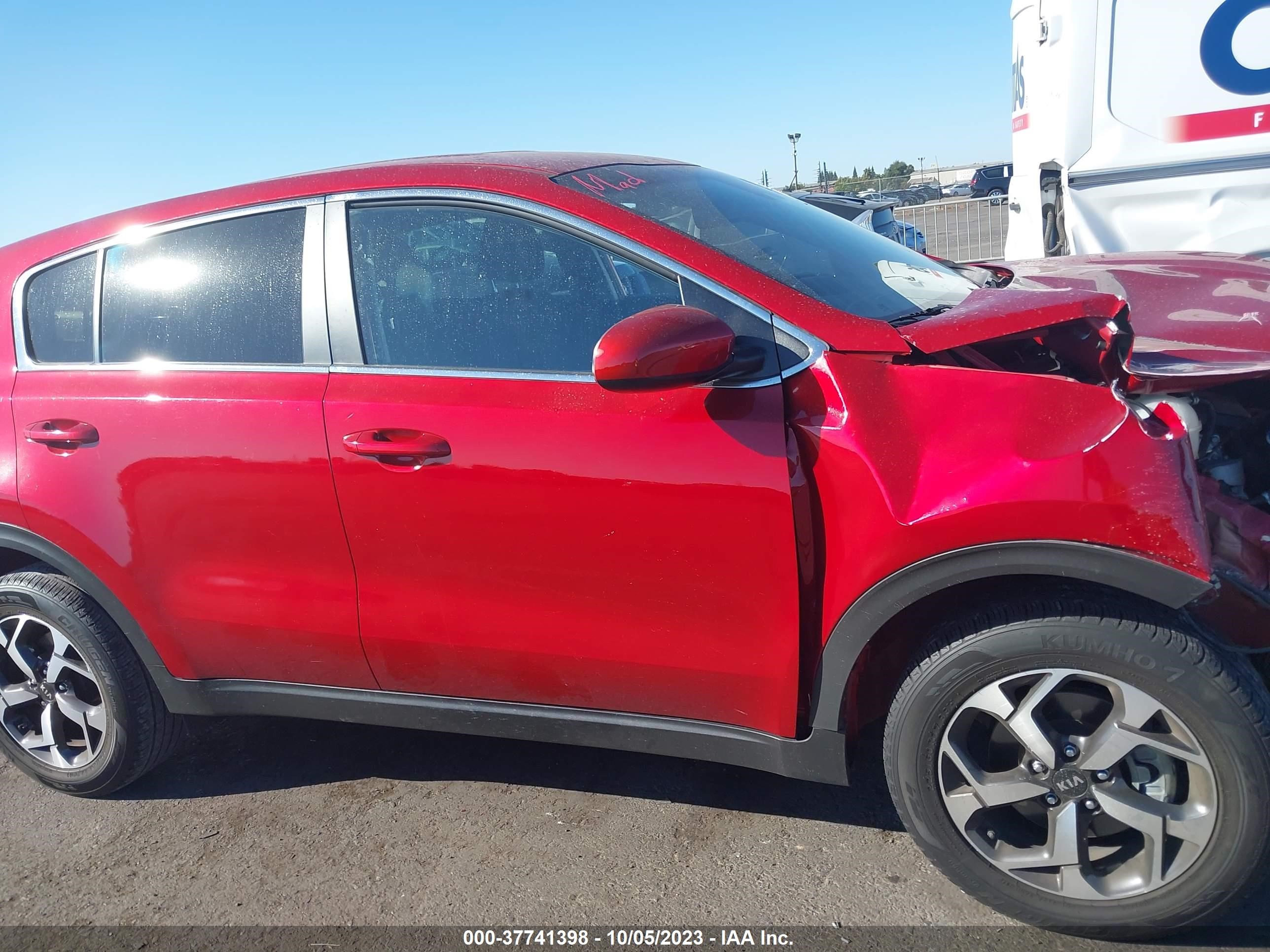 Photo 11 VIN: KNDPM3AC1M7862461 - KIA SPORTAGE 