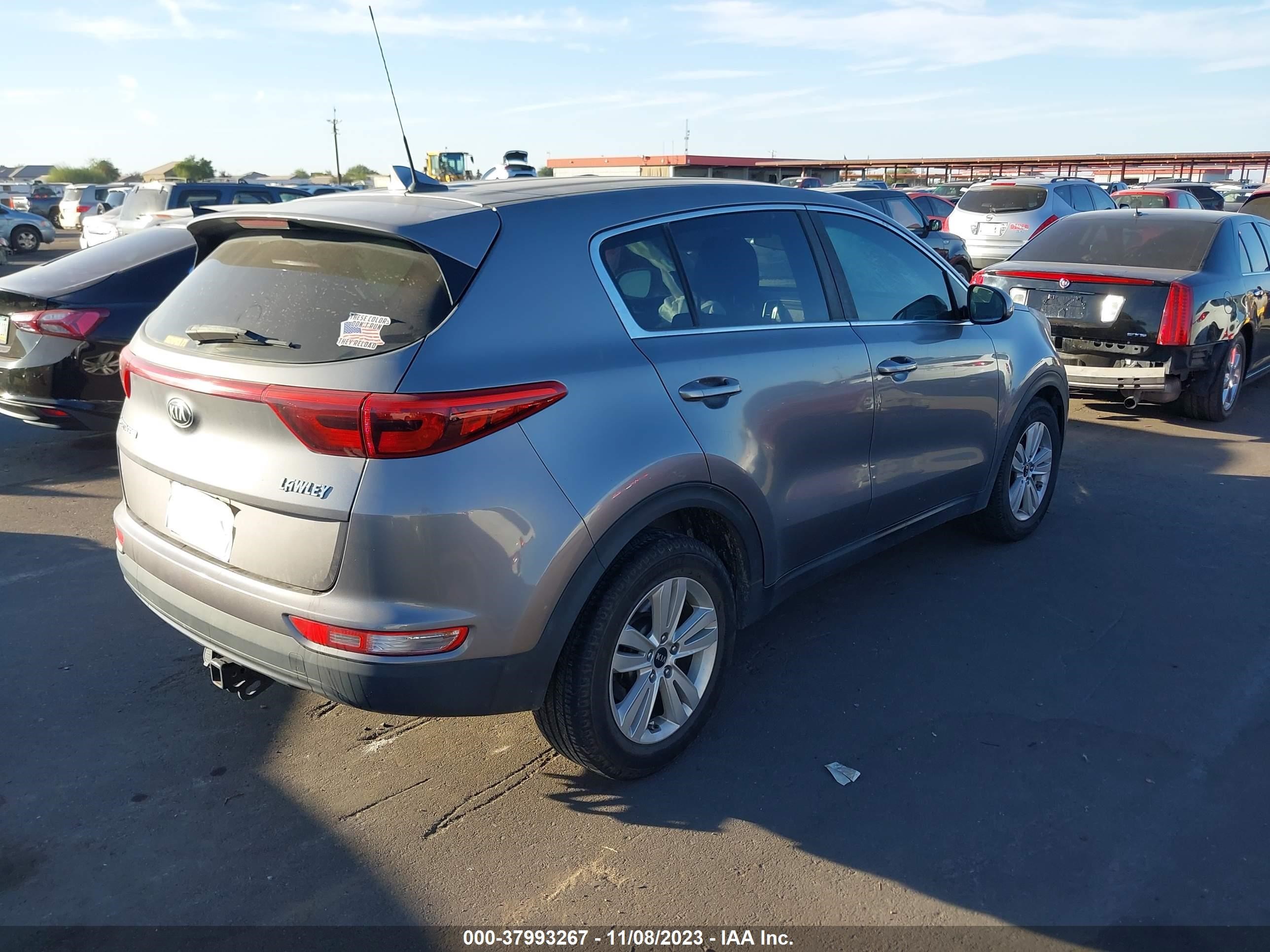 Photo 2 VIN: KNDPM3AC2H7226007 - KIA SPORTAGE 