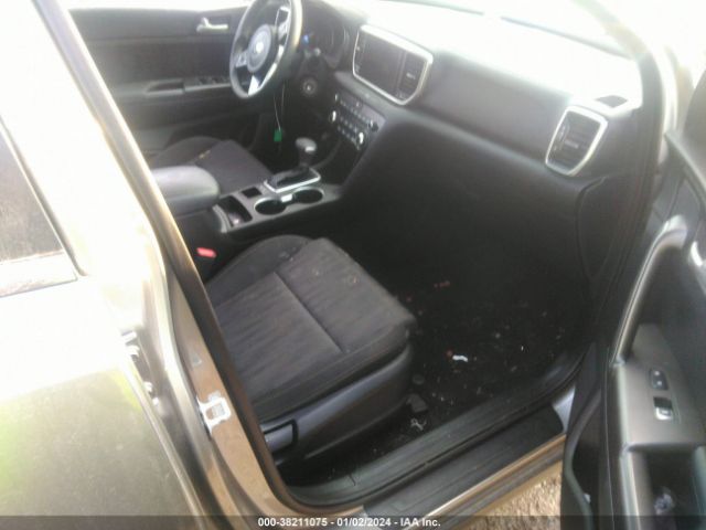 Photo 4 VIN: KNDPM3AC2M7932811 - KIA SPORTAGE 