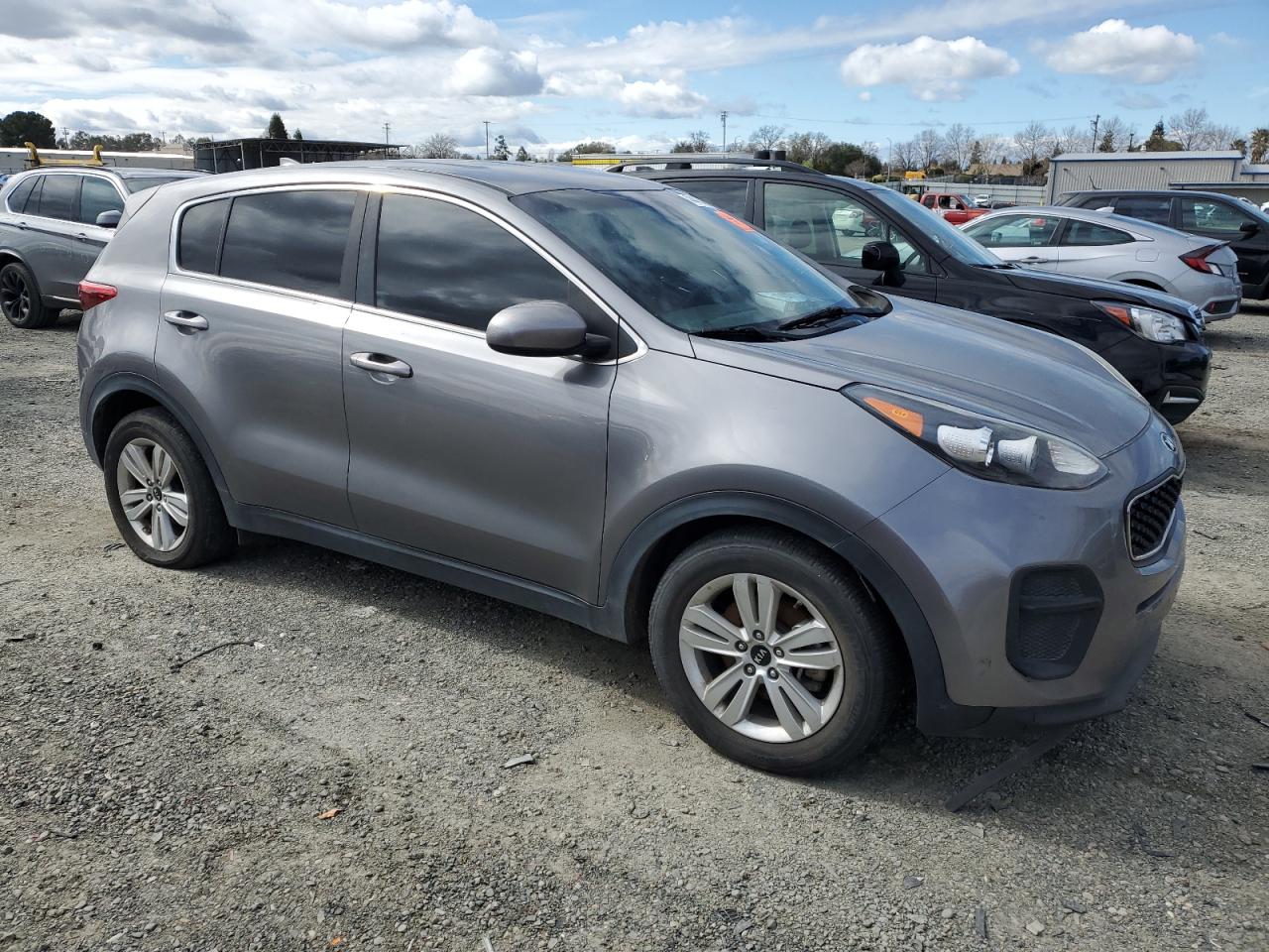 Photo 3 VIN: KNDPM3AC3H7086758 - KIA SPORTAGE 