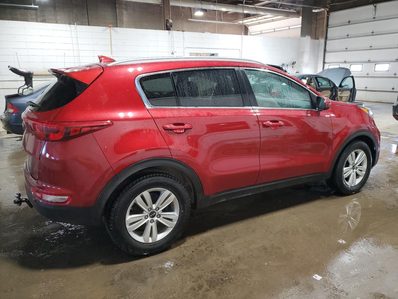 Photo 2 VIN: KNDPM3AC3K7563888 - KIA SPORTAGE 