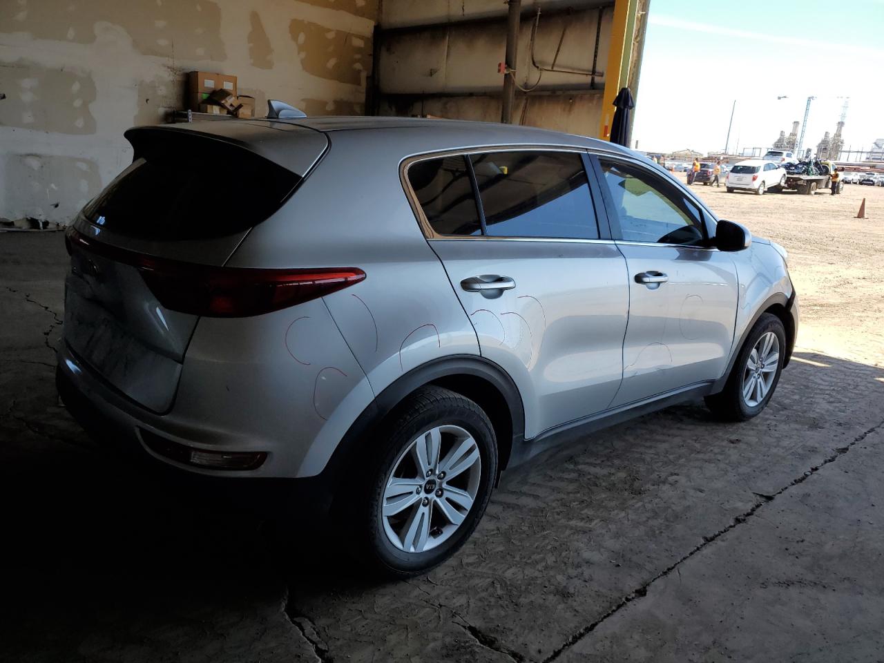 Photo 2 VIN: KNDPM3AC4K7623290 - KIA SPORTAGE 