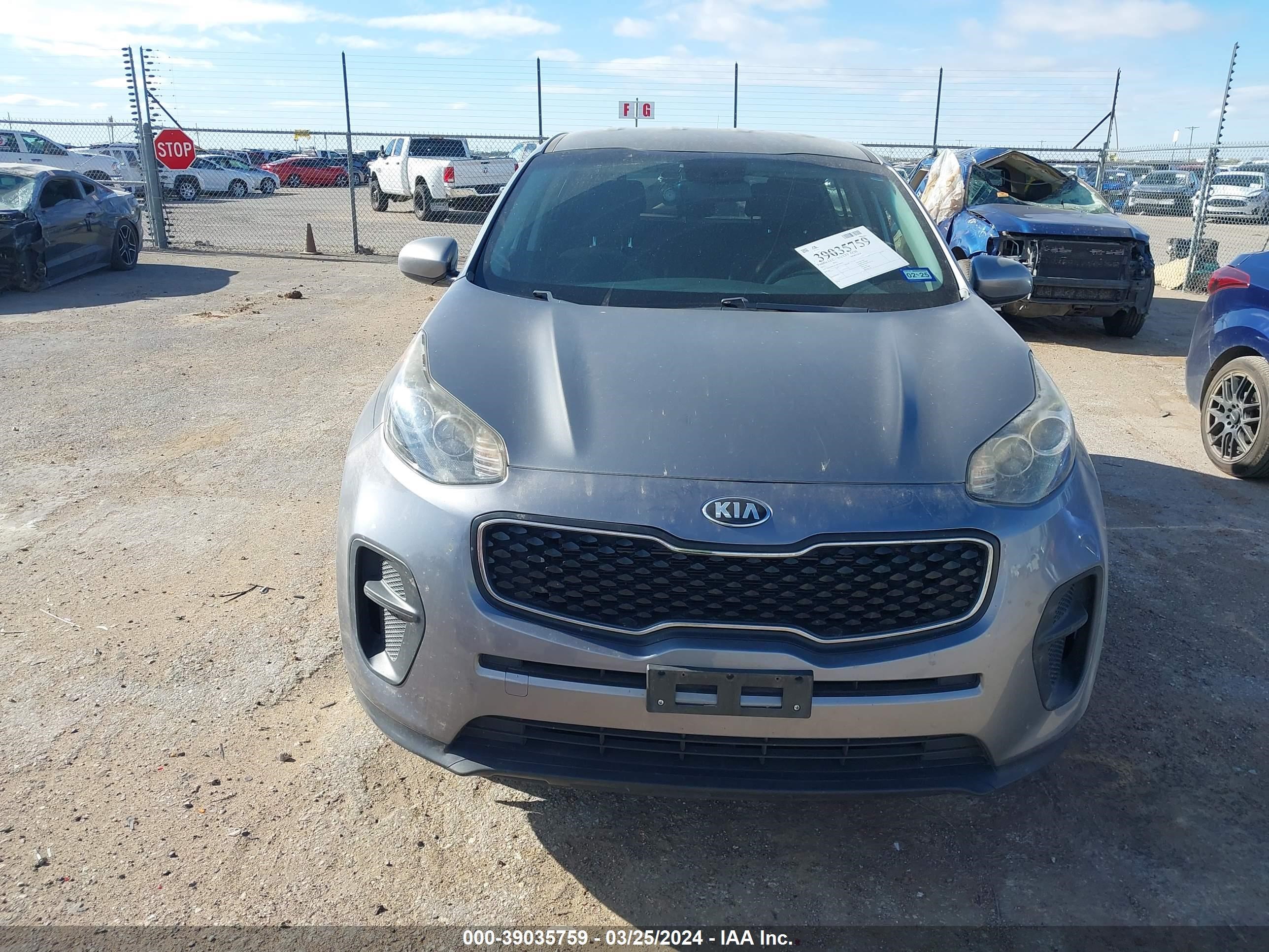 Photo 11 VIN: KNDPM3AC5H7185615 - KIA SPORTAGE 