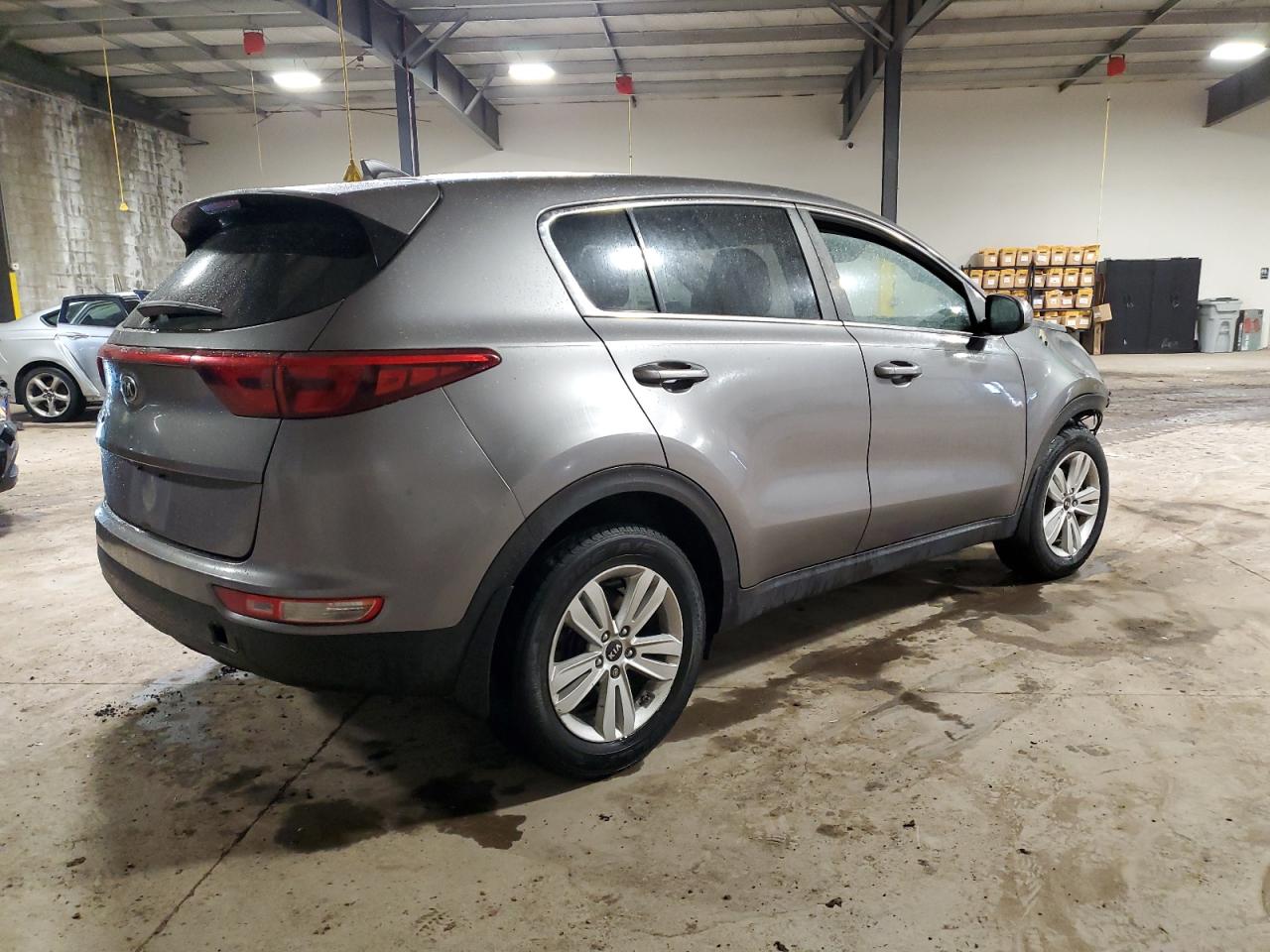 Photo 2 VIN: KNDPM3AC5J7353274 - KIA SPORTAGE 