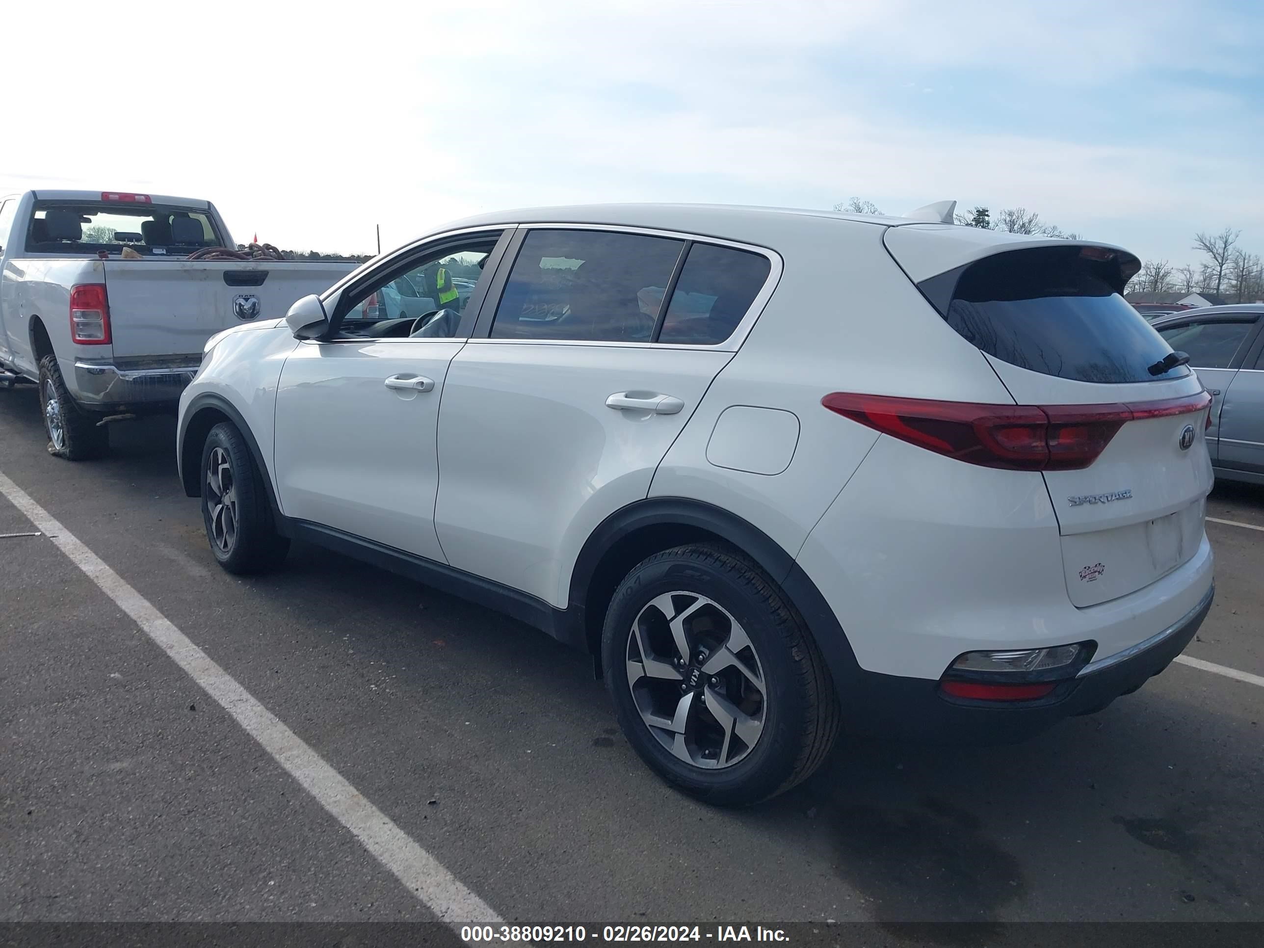 Photo 2 VIN: KNDPM3AC5M7907191 - KIA SPORTAGE 